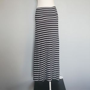 💫 Long Stripped Skirt